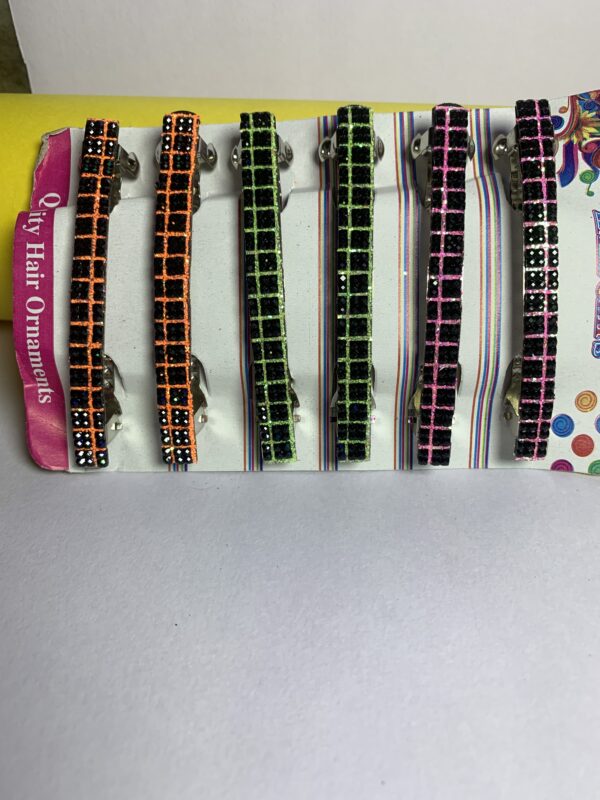 Stylish Multicolor Hair Clatures – Strong Grip & Fancy Design– Set Of 2(₹9 per pcs)