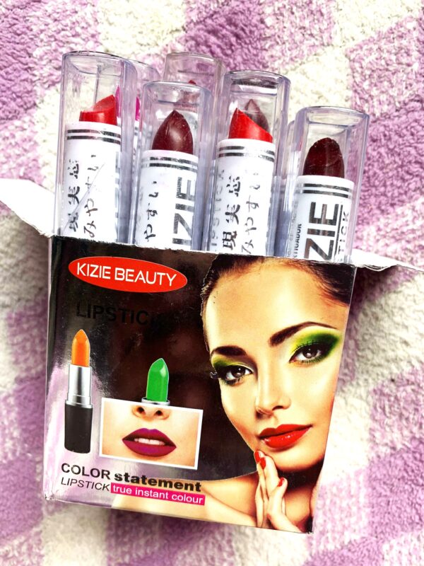 True Instant Color Lipstick – Bold Shade, Smooth Finish – Set of 2 (₹8 per Piece)