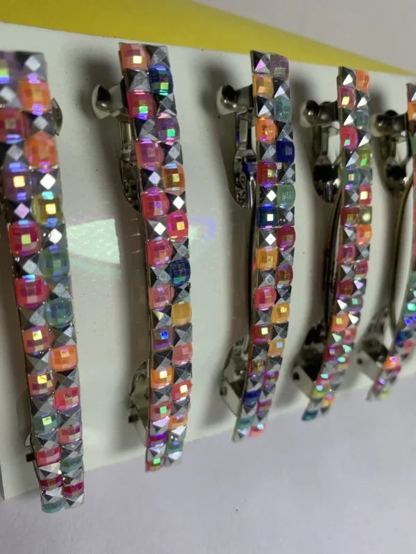 Stylish Multicolor Hair Clatures – Strong Grip & Fancy Design – Set Of 6 (₹8.10 per pcs)