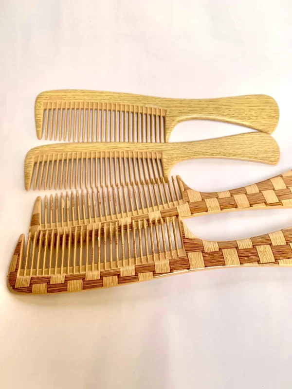 Premium Wooden Look Plastic Comb – High Quality, Lightweight & Durable (₹9 per pcs)